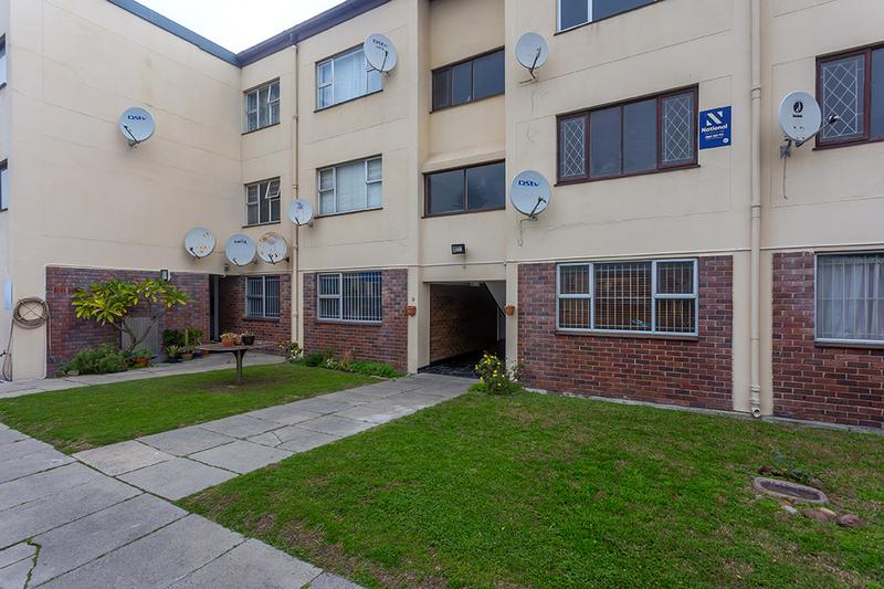 2 Bedroom Property for Sale in Rugby Western Cape